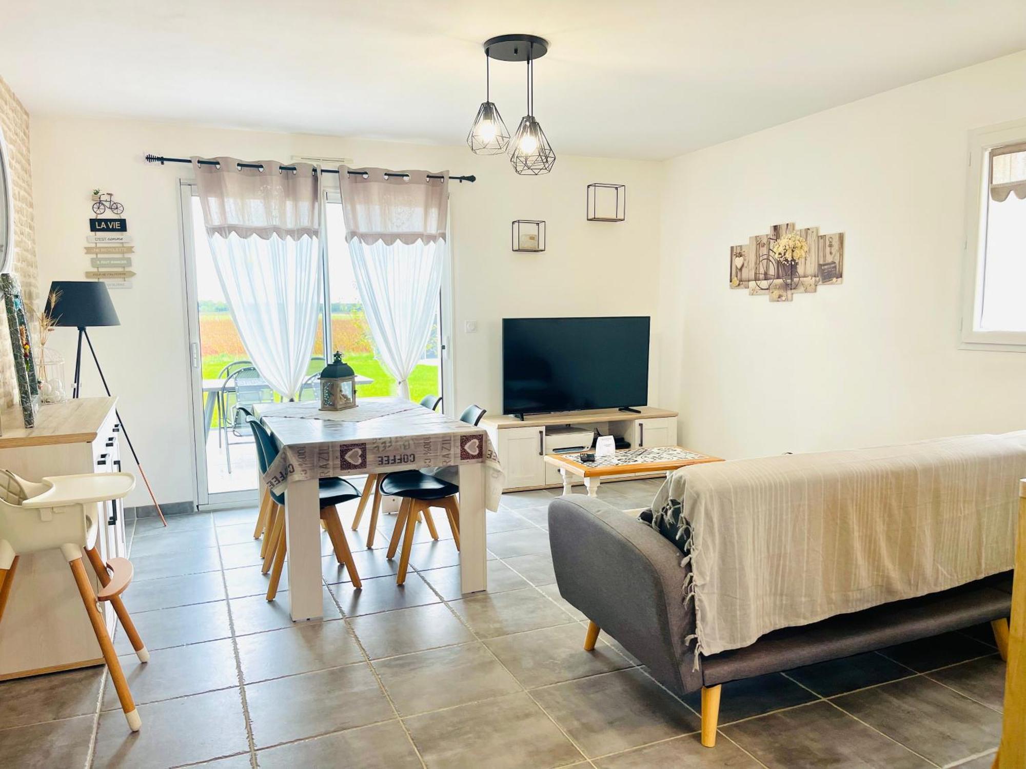 Petite Maison Au Calme Poupry Ngoại thất bức ảnh