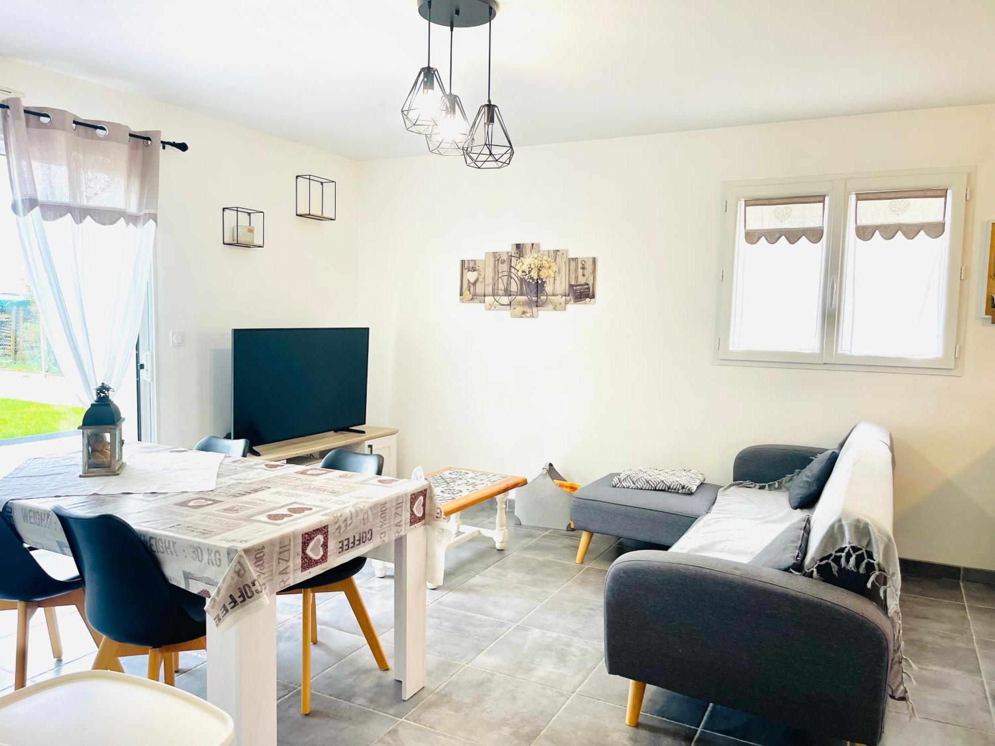 Petite Maison Au Calme Poupry Ngoại thất bức ảnh