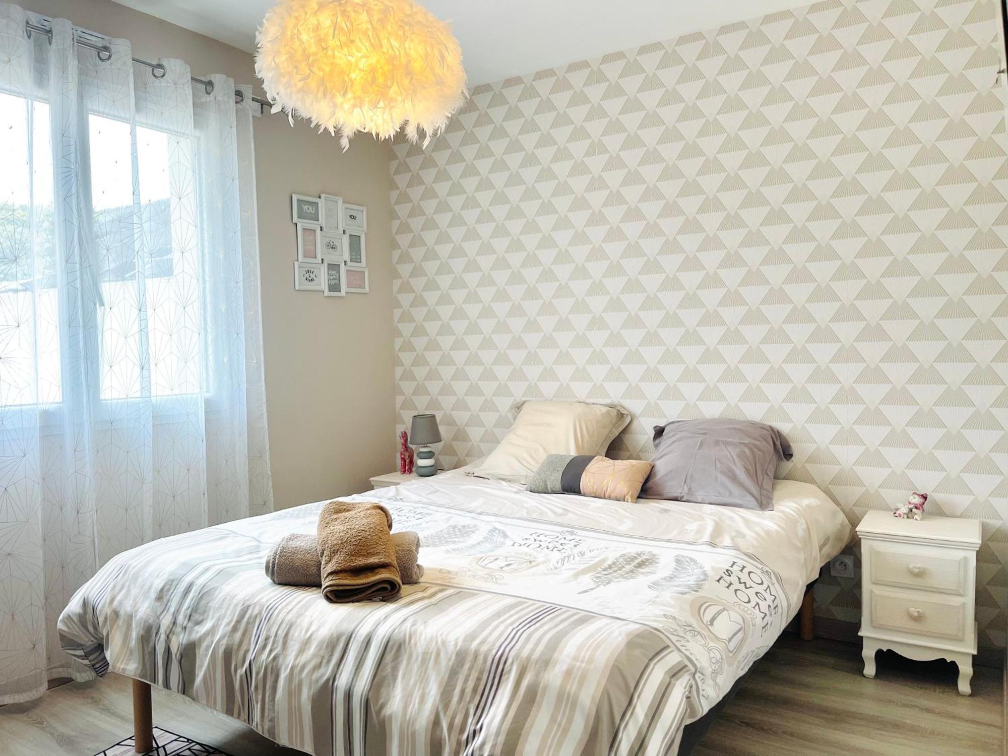 Petite Maison Au Calme Poupry Ngoại thất bức ảnh