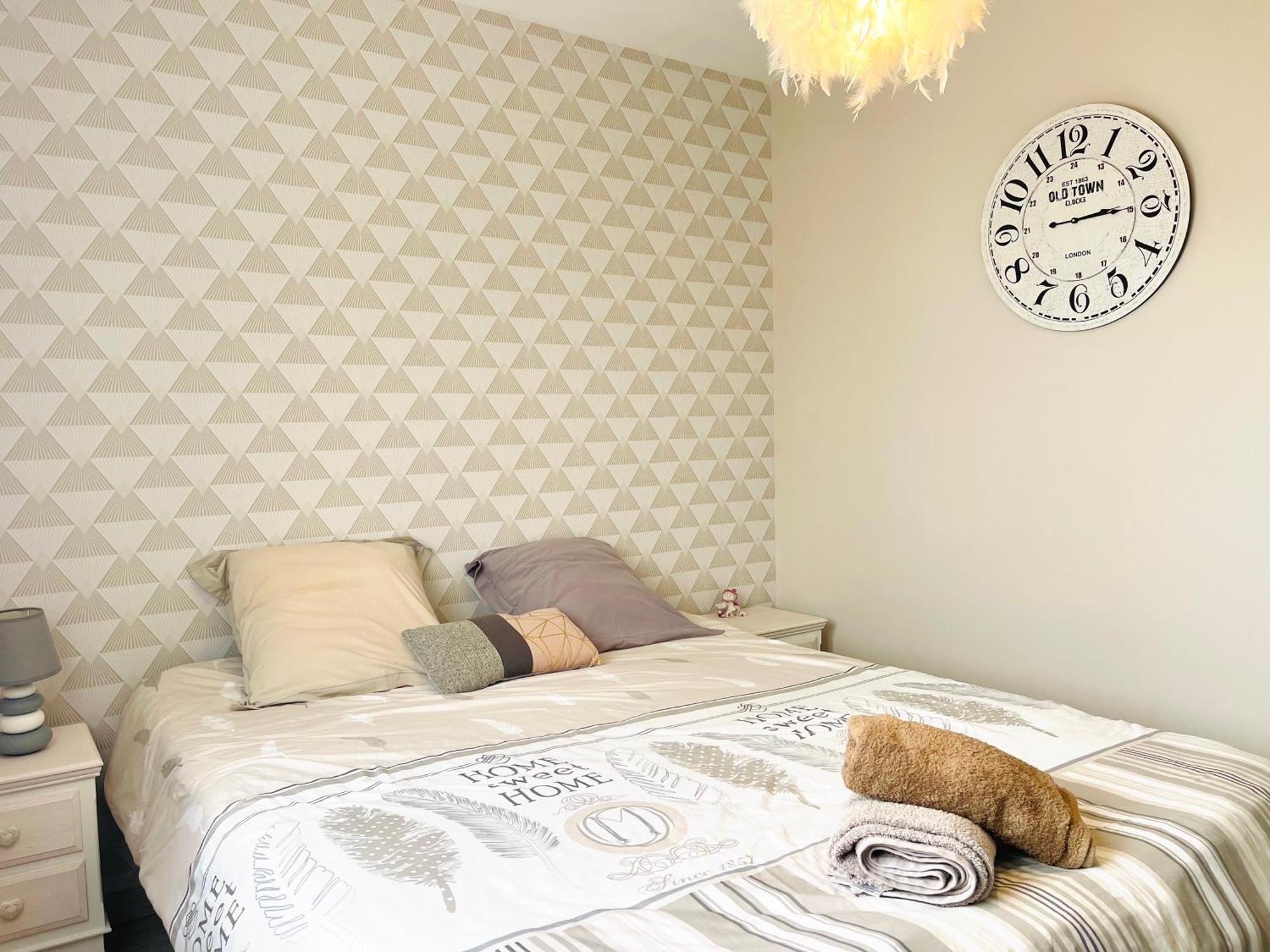 Petite Maison Au Calme Poupry Ngoại thất bức ảnh