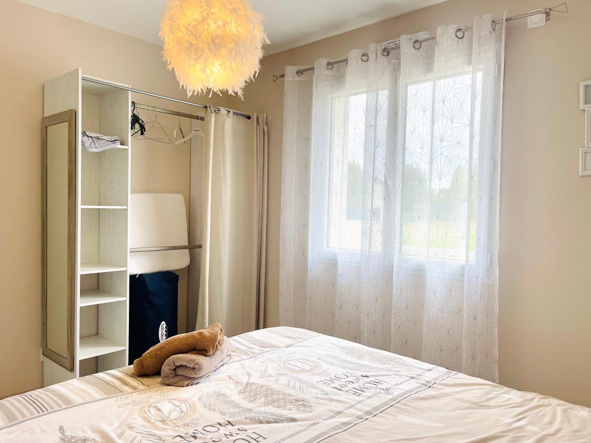 Petite Maison Au Calme Poupry Ngoại thất bức ảnh
