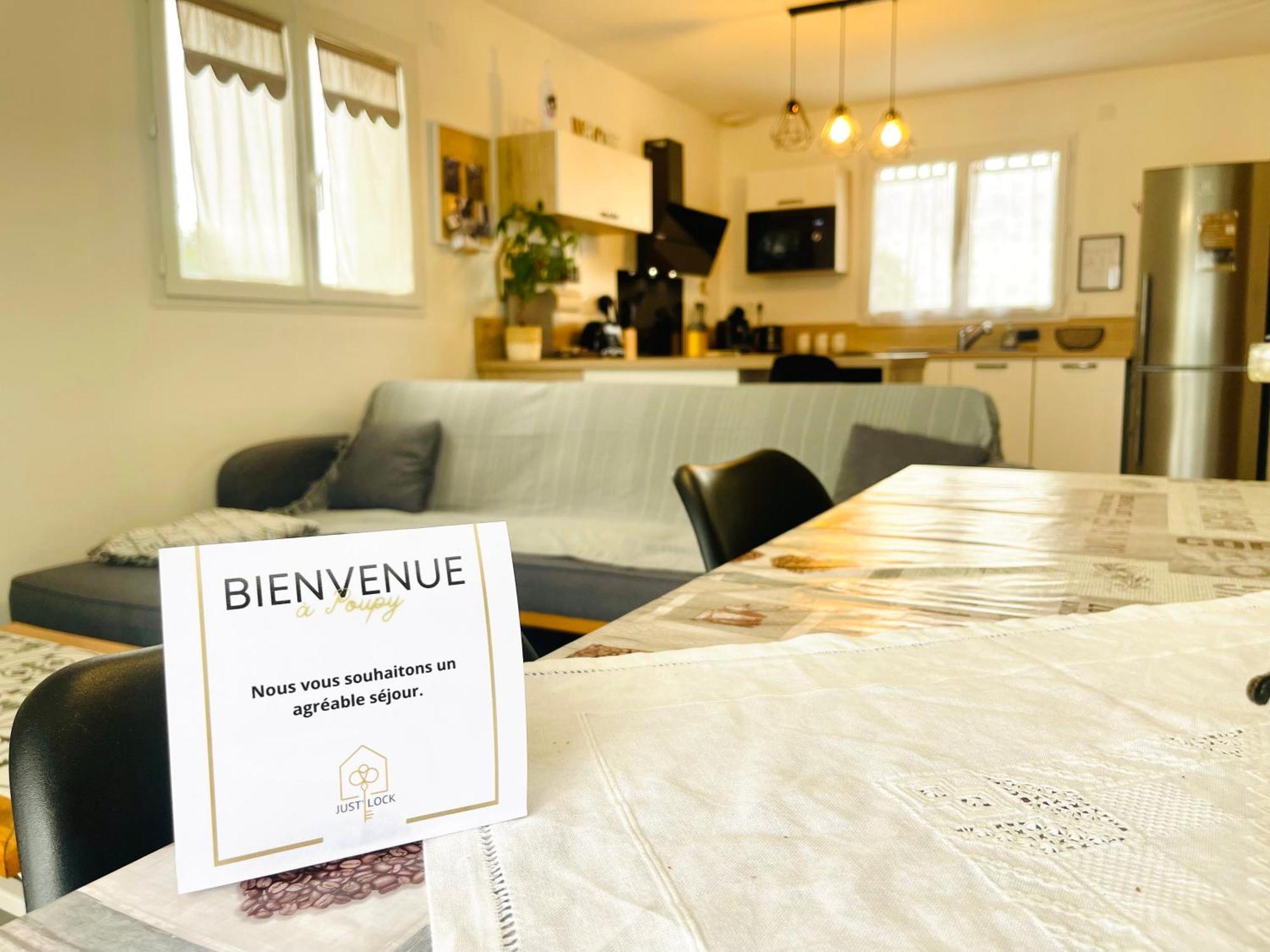 Petite Maison Au Calme Poupry Ngoại thất bức ảnh